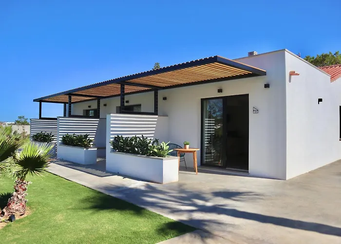 Rural Azucena Only Adults קוניל דה לה פרונטרה